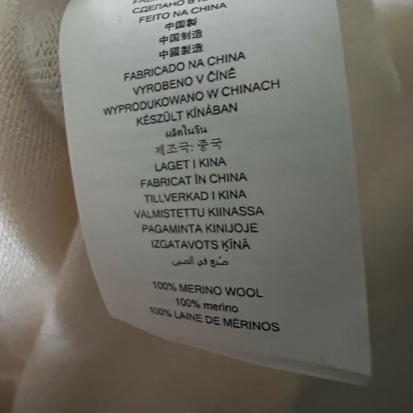 ****Donated****Michael Kors off white wool sweater Size XL - Picture 6 of 6